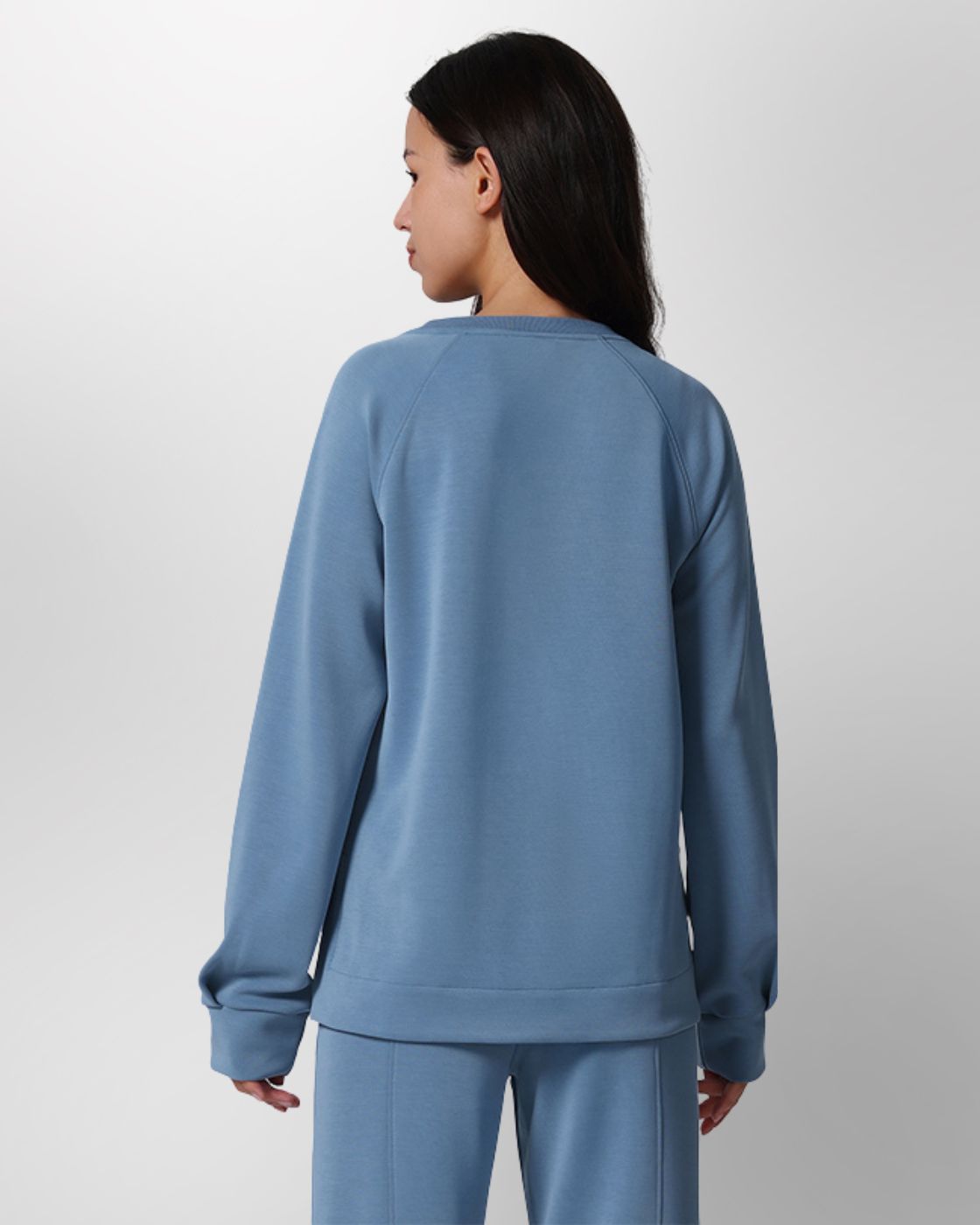 Loungewear - Langarmshirt mit High-Low-Schnitt
