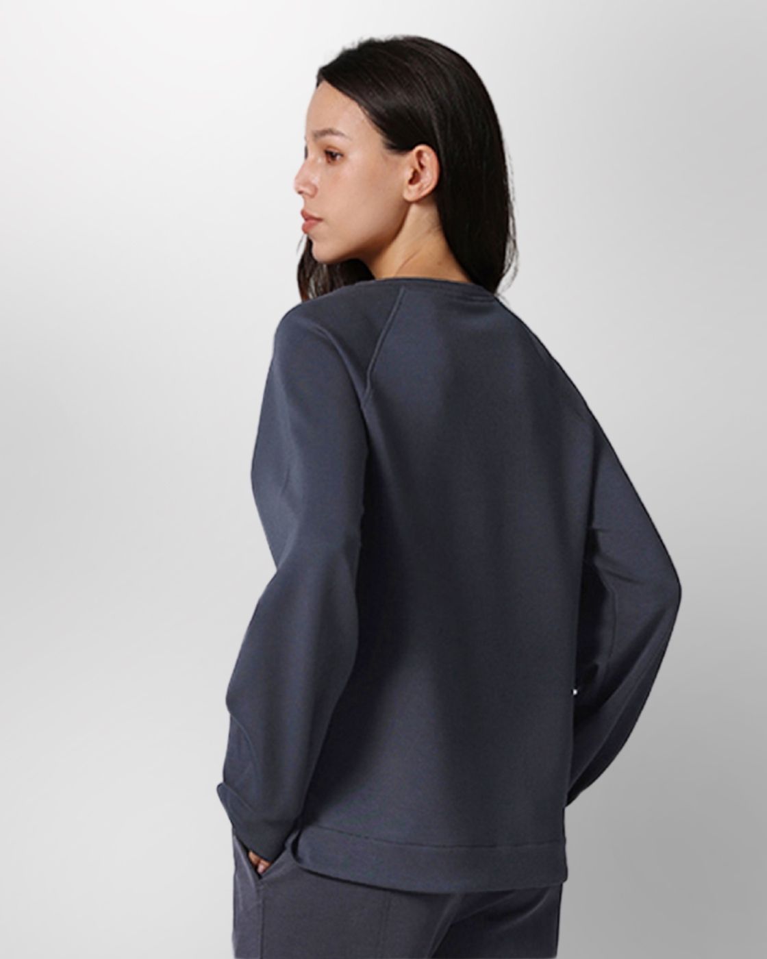 Loungewear - Langarmshirt mit High-Low-Schnitt