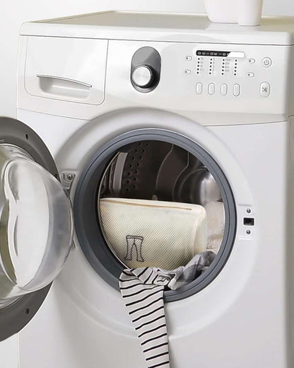 InvisiCare Laundry Bag - maximum care for your InvisiTights